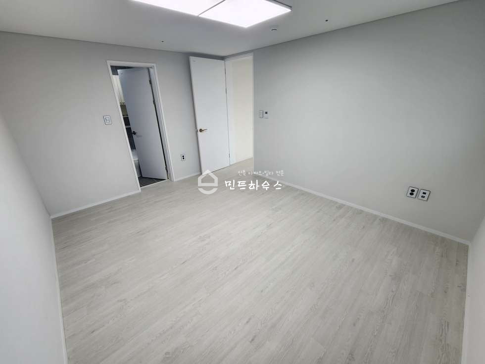 경기 부천소사구 소사본동 한지붕 두가족 부천 복층아파트 소사본동 왕테라스까지 있는 집 분양 매물번호 10302 사진 18